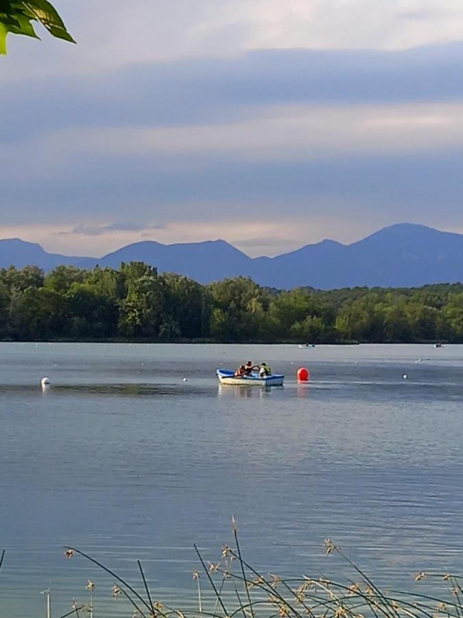 Aroa S Lake Διαμέρισμα Μπανιόλες Εξωτερικό φωτογραφία